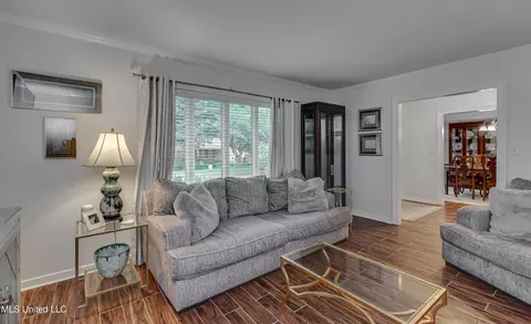 Living - 5335 Red Fox Rd, Jackson, MS 39211 photo 2 of 6