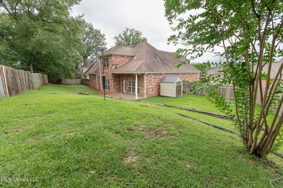 Exterior - 418 Concord Dr, Clinton, MS 39056 photo 4 of 5