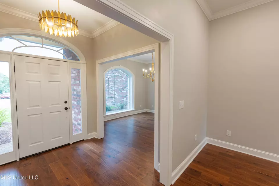 Entry Way - 418 Concord Dr, Clinton, MS 39056 photo 1 of 8
