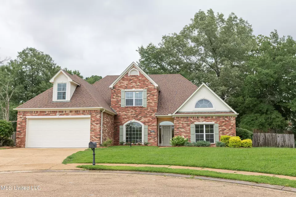 Exterior - 418 Concord Dr, Clinton, MS 39056 photo 2 of 5