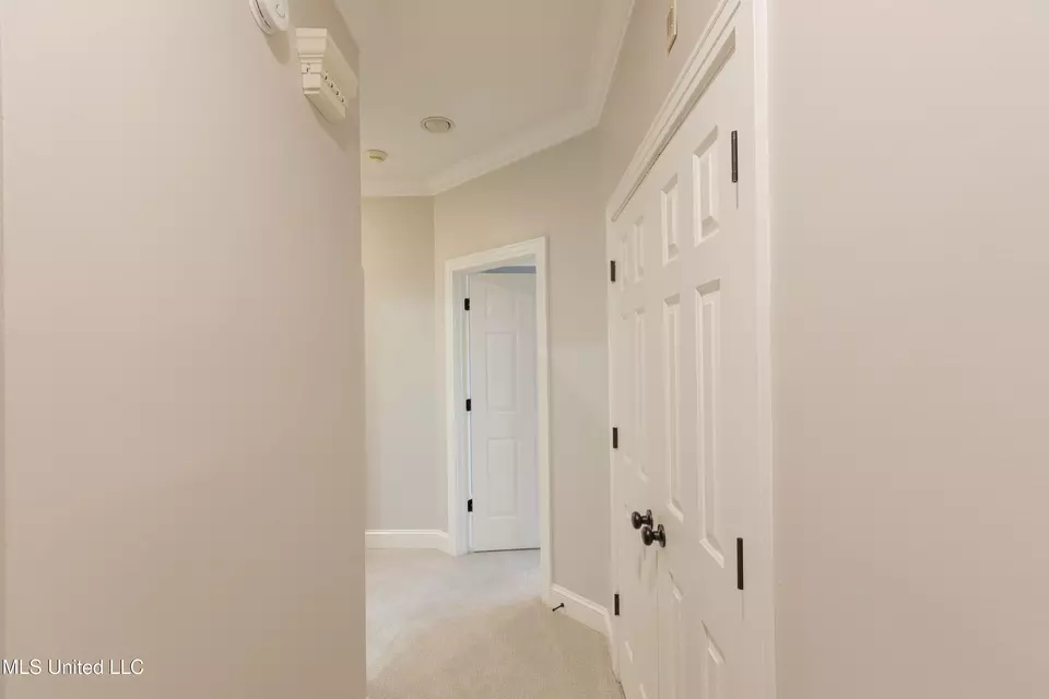 Entry Way - 418 Concord Dr, Clinton, MS 39056 photo 8 of 8