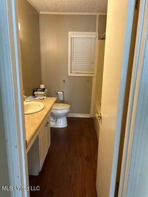 Bath - 740 Eubanks Rd, Alligator, MS 38720 photo 2 of 2