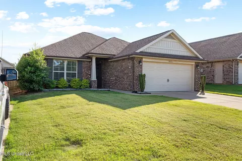 8853 Arendale Dr, Southaven, MS 38671