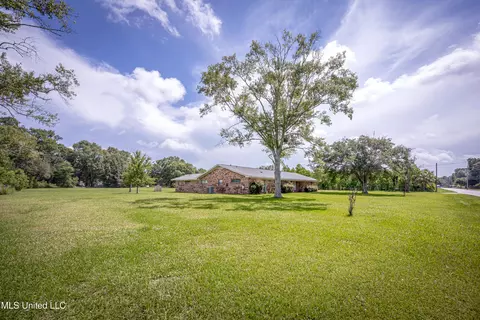 Exterior - 10001 Echo Glen Dr, Moss Point, MS 39562 photo 15 of 21