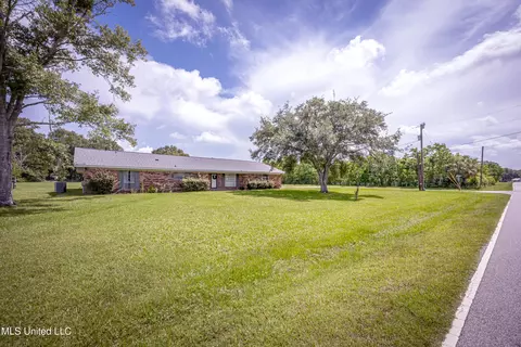 Exterior - 10001 Echo Glen Dr, Moss Point, MS 39562 photo 16 of 21