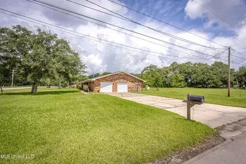 Exterior - 10001 Echo Glen Dr, Moss Point, MS 39562 photo 21 of 21