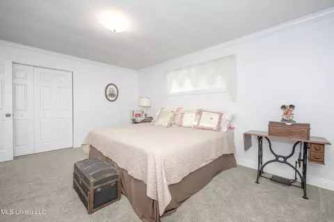Bedroom - 10001 Echo Glen Dr, Moss Point, MS 39562 photo 5 of 9