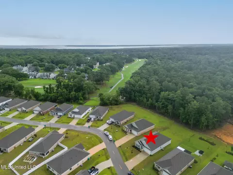 87139 Highpoint Dr, Diamondhead, MS 39525 photo 2