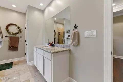Bath - 3112 Eagle Ridge Rd, Vancleave, MS 39565 photo 1 of 5