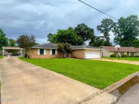 209 Margaret Ave, Natchez, MS 39120