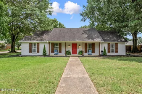 7101 Blue Grass Rd, Olive Branch, MS 38654