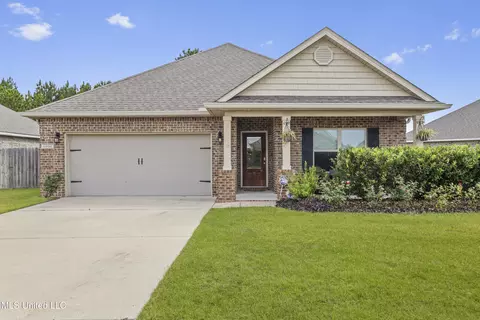 6804 Sweetclover Dr, Ocean Springs, MS 39564