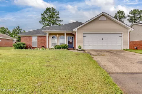 619 Shadowridge Dr, Brandon, MS 39047