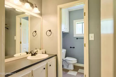 Bath - 392 Ashburn St, Natchez, MS 39120 photo 4 of 5