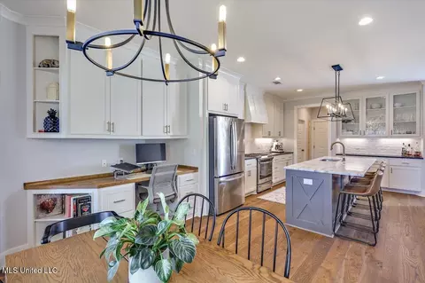 Kitchen - 102 Hampton Trl, Madison, MS 39110 photo 5 of 5