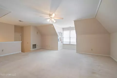 Bedroom - 8136 Saddlebrook Cv, Olive Branch, MS 38654 photo 9 of 9