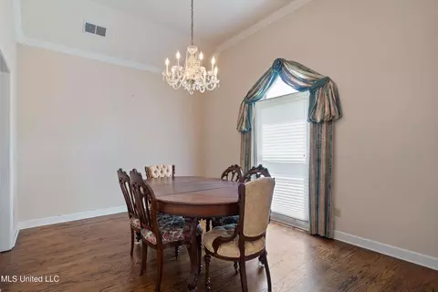 Dining - 8136 Saddlebrook Cv, Olive Branch, MS 38654 photo 1 of 2