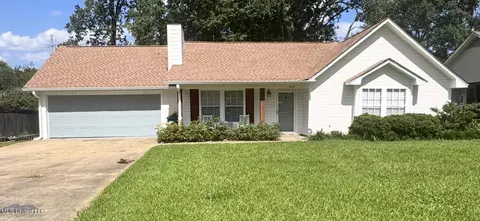 224 N Central Ave, Ridgeland, MS 39157