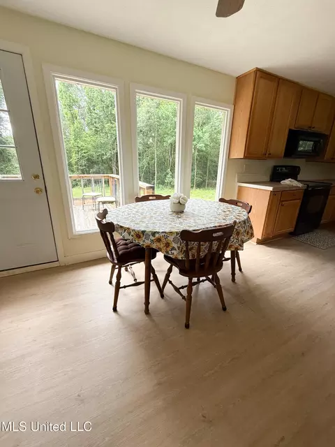 Dining - 534 Scr 32 E, Forest, MS 39074 photo 1 of 3