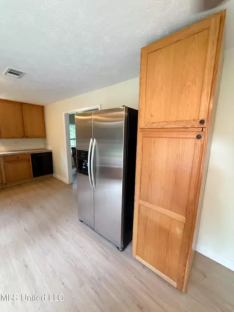 Kitchen - 534 Scr 32 E, Forest, MS 39074 photo 3 of 5