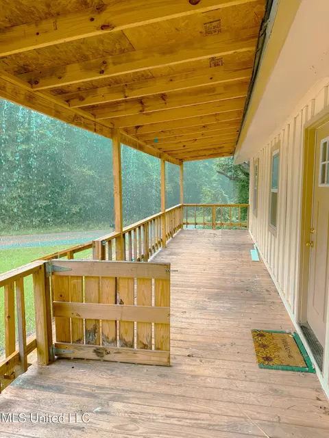 Exterior - 534 Scr 32 E, Forest, MS 39074 photo 8 of 10