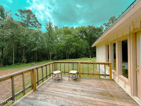 Exterior - 534 Scr 32 E, Forest, MS 39074 photo 3 of 10
