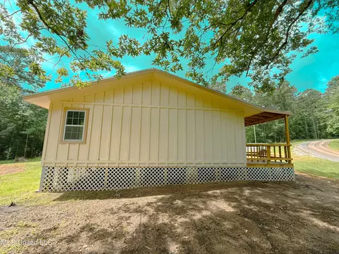 Exterior - 534 Scr 32 E, Forest, MS 39074 photo 4 of 10