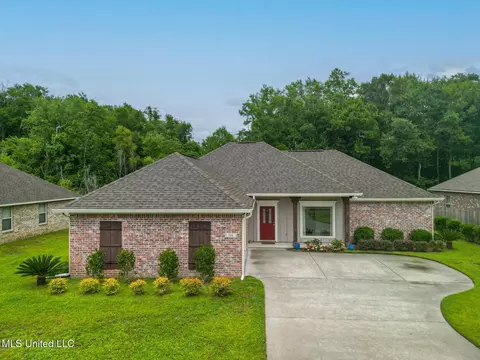 508 Dynsmore Pl, Long Beach, MS 39560