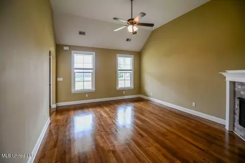 4705 Dublin, Olive Branch, MS 38654 photo 8