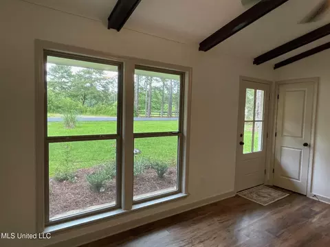 281 Thomasville Rd, Florence, MS 39073 photo 8