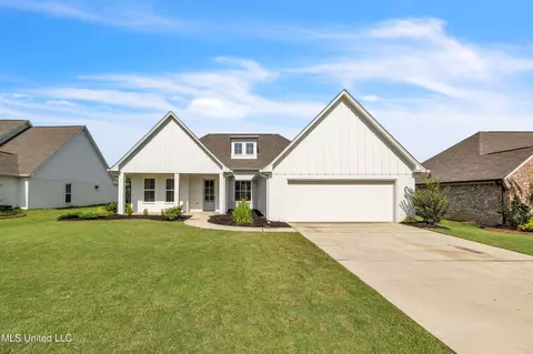 202 Crestwood Pl, Madison, MS 39110