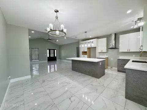 Kitchen - 127 Lloyd Eubanks Rd, Lucedale, MS 39452 photo 4 of 9