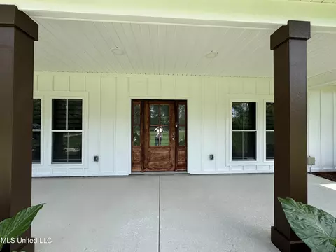 Exterior - 127 Lloyd Eubanks Rd, Lucedale, MS 39452 photo 5 of 10