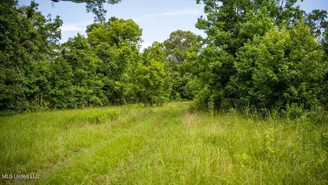 300 W Mount Pleasant Rd, Zachary, LA 70791