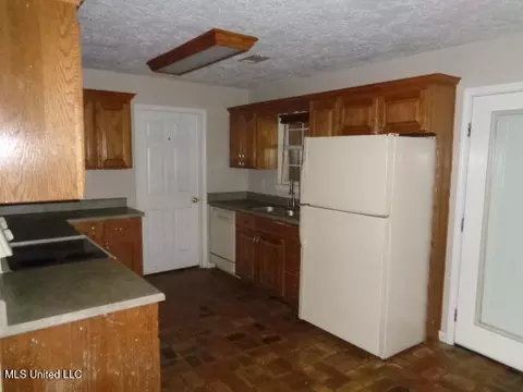Other - 18700 Ms-63, Moss Point, MS 39562 photo 1 of 6