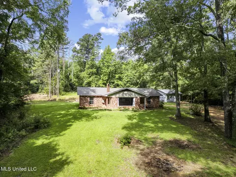 23081 Highway 51, Crystal Springs, MS 39059