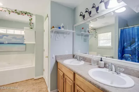 Bath - 196 Hopper Rd, Lucedale, MS 39452 photo 1 of 3