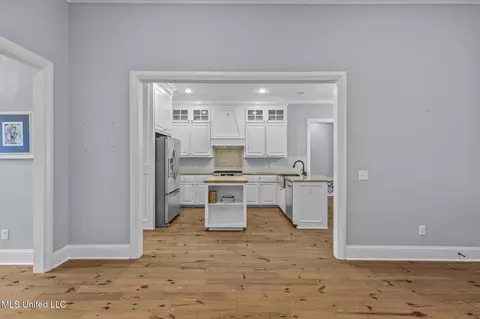 Other - 2426 Nottingham Rd, Jackson, MS 39211 photo 4 of 11
