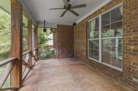 Exterior - 2426 Nottingham Rd, Jackson, MS 39211 photo 7 of 13