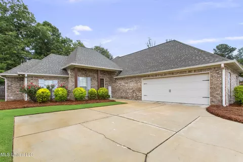 Exterior - 813 Bryce St, Brandon, MS 39047 photo 3 of 12