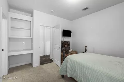 Bedroom - 813 Bryce St, Brandon, MS 39047 photo 10 of 10