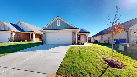 7876 Gardendale Dr, Olive Branch, MS 38654