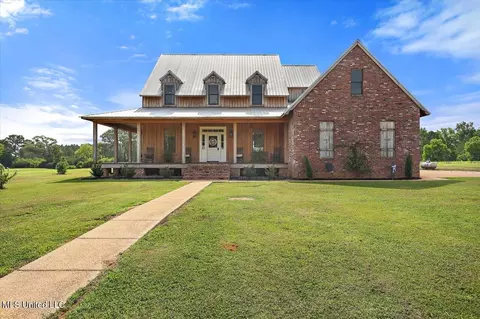 849 Athens Rd, Mendenhall, MS 39114