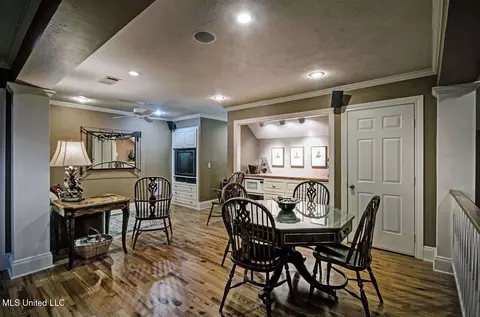 Dining - 5145 Canton Heights Dr, Jackson, MS 39211 photo 1 of 2