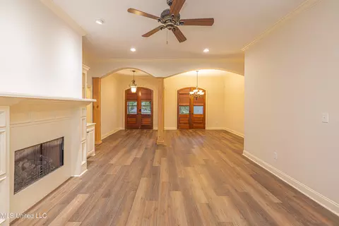 Living - 130 Covey Run, Madison, MS 39110 photo 3 of 3