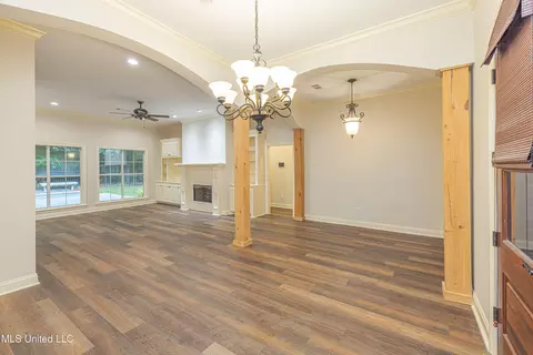 Living - 130 Covey Run, Madison, MS 39110 photo 1 of 3