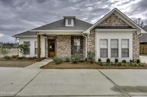 1841 Freedom Ring Dr, Brandon, MS 39047