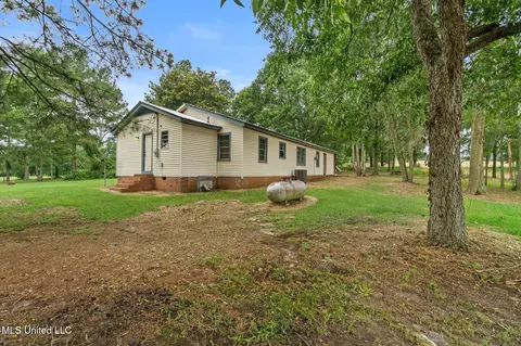 671 Scr 37, Mize, MS 39116 photo 34