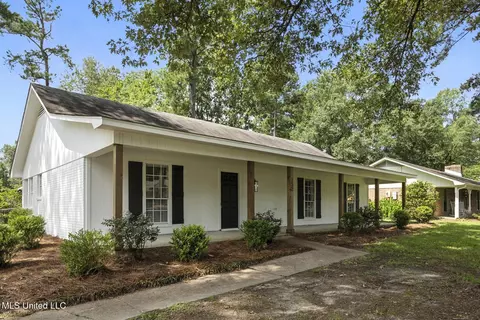 132 Bent Creek Dr, Brandon, MS 39047