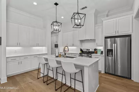 Kitchen - 130 Hampton Ln, Madison, MS 39110 photo 1 of 4